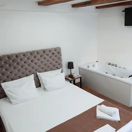 Onix Apartment